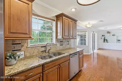 Kitchen - 5270 Telfair Pl, Jackson, MS 39206 photo 3 of 4