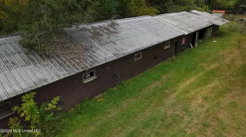 Exterior - 200 Stokes Robertson Rd, Jackson, MS 39212 photo 6 of 11
