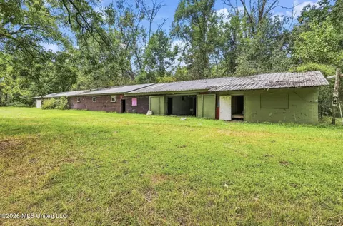 Exterior - 200 Stokes Robertson Rd, Jackson, MS 39212 photo 11 of 11