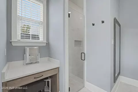 Bath - 5042 Sophia Ln, Hernando, MS 38632 photo 4 of 6