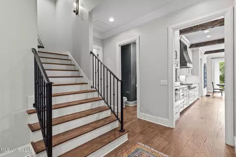 Entry Way - 156 Latter Rayne Dr, Flowood, MS 39232 photo 3 of 7