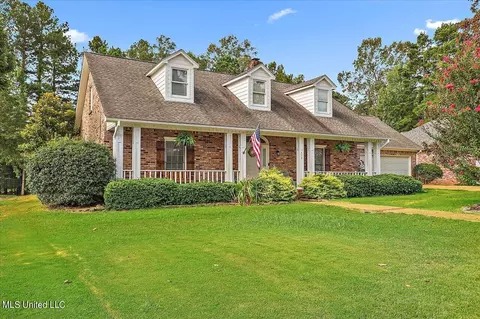 439 Woodlands Cir, Brandon, MS 39047