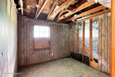 Bedroom - 4029 NW Athens Trl, Wesson, MS 39191 photo 3 of 3