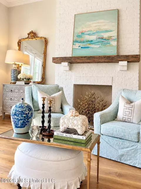 Living - 109 Water St, Madison, MS 39110 photo 3 of 3
