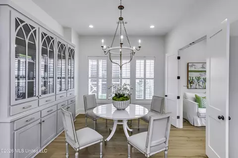 Dining - 109 Water St, Madison, MS 39110 photo 3 of 4