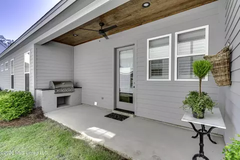 Exterior - 109 Water St, Madison, MS 39110 photo 5 of 5