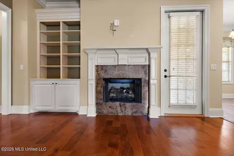 Living - 229 Grace Dr, Flowood, MS 39232 photo 3 of 3
