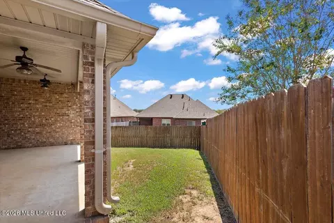 Exterior - 229 Grace Dr, Flowood, MS 39232 photo 5 of 7