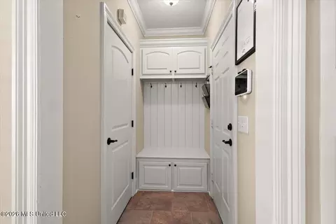 Entry Way - 229 Grace Dr, Flowood, MS 39232 photo 2 of 2