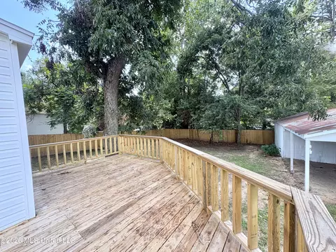 Exterior - 216 6th Ave, Magee, MS 39111 photo 4 of 8