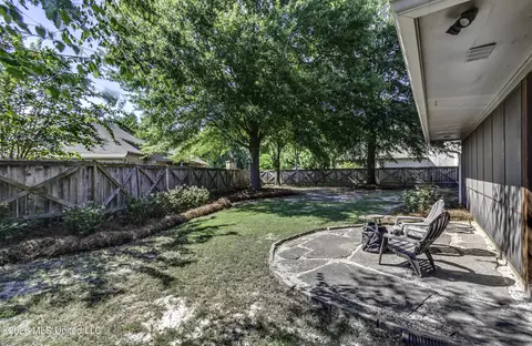 Exterior - 156 Sonnett Cir, Madison, MS 39110 photo 9 of 16