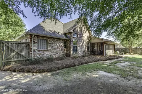Exterior - 156 Sonnett Cir, Madison, MS 39110 photo 16 of 16