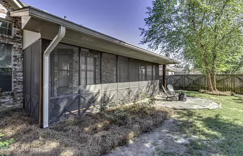 Exterior - 156 Sonnett Cir, Madison, MS 39110 photo 15 of 16