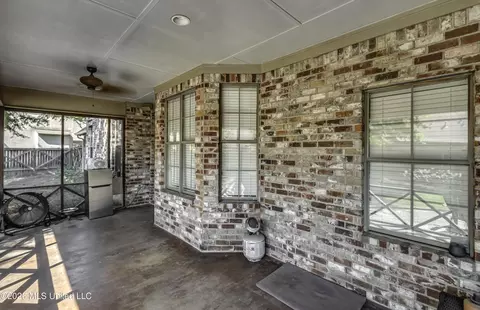 Exterior - 156 Sonnett Cir, Madison, MS 39110 photo 12 of 16