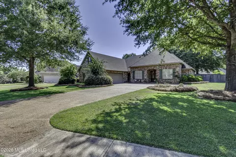 Exterior - 156 Sonnett Cir, Madison, MS 39110 photo 4 of 16