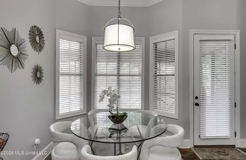 Dining - 156 Sonnett Cir, Madison, MS 39110 photo 3 of 4