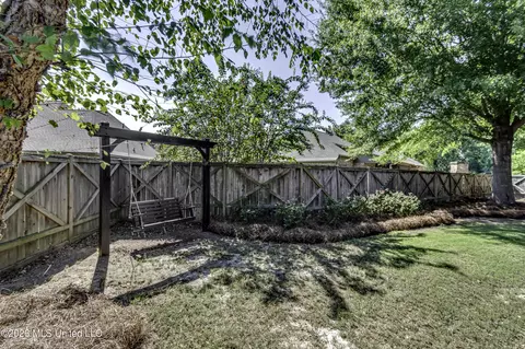 Exterior - 156 Sonnett Cir, Madison, MS 39110 photo 10 of 16