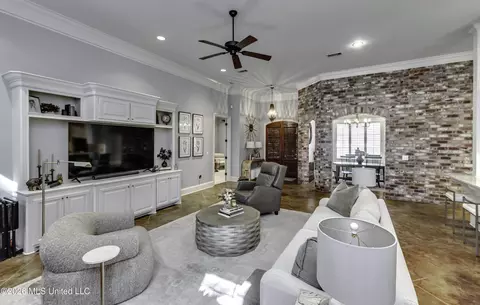Living - 156 Sonnett Cir, Madison, MS 39110 photo 6 of 6