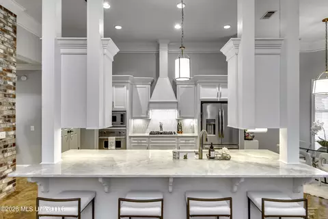 Kitchen - 156 Sonnett Cir, Madison, MS 39110 photo 1 of 6
