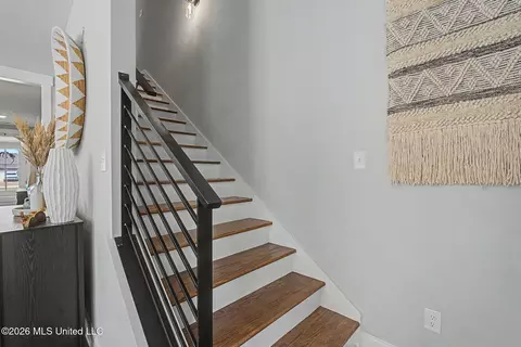 Entry Way - 7559 Crosswinds Blvd, Hernando, MS 38632 photo 3 of 3