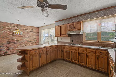 Kitchen - 3206 Fogg Rd, Nesbit, MS 38651 photo 1 of 3