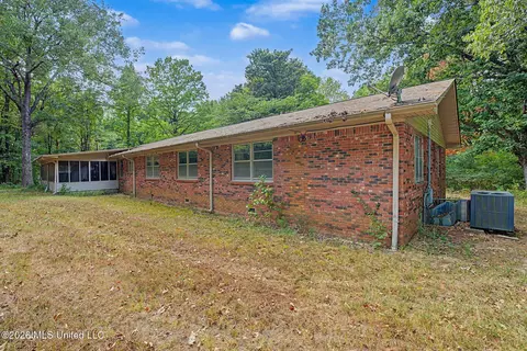 Exterior - 3206 Fogg Rd, Nesbit, MS 38651 photo 8 of 9