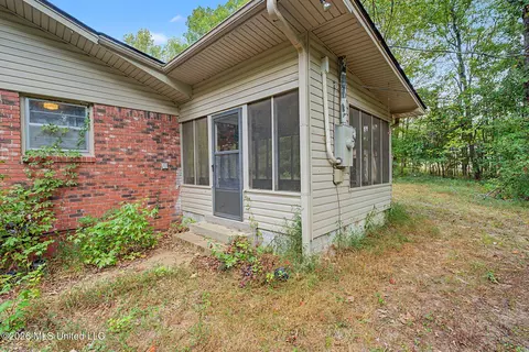 Exterior - 3206 Fogg Rd, Nesbit, MS 38651 photo 6 of 9