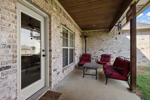 Exterior - 185 Buckhead Dr, Madison, MS 39110 photo 4 of 7
