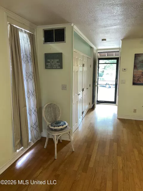 Entry Way - 109 Lakeside Villla, Diamondhead, MS 39525 photo 1 of 1