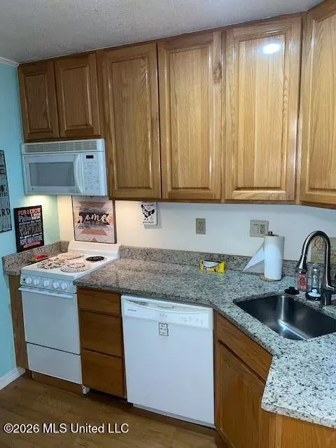 Kitchen - 109 Lakeside Villla, Diamondhead, MS 39525 photo 1 of 5