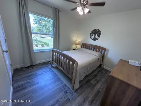 Bedroom - 122 Green Rd, Lucedale, MS 39452 photo 3 of 6
