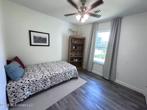 Bedroom - 122 Green Rd, Lucedale, MS 39452 photo 5 of 6