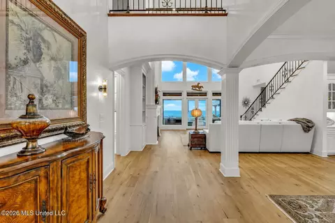 Entry Way - 64 Grandview Cir, Brandon, MS 39047 photo 1 of 11