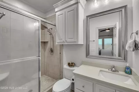 Bath - 64 Grandview Cir, Brandon, MS 39047 photo 9 of 9