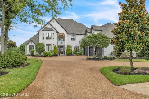 Exterior - 64 Grandview Cir, Brandon, MS 39047 photo 9 of 12