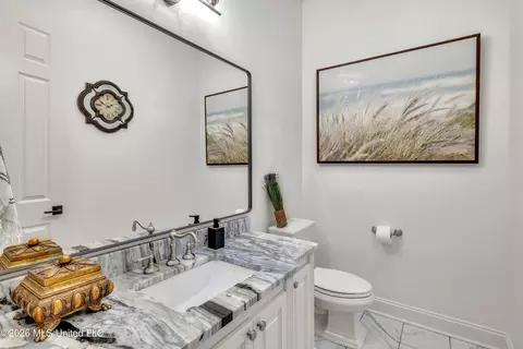 Bath - 64 Grandview Cir, Brandon, MS 39047 photo 1 of 9