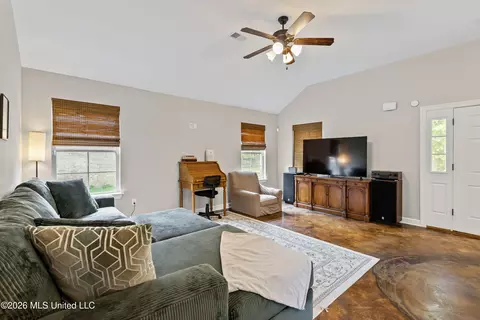 Other - 121 Woolfolk Rd, Senatobia, MS 38668 photo 1 of 13