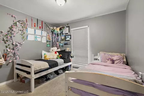 Bedroom - 405 Edgewater Branch Dr, Brandon, MS 39042 photo 5 of 5