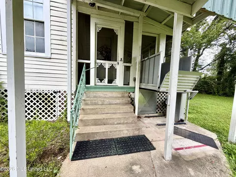Exterior - 3807 Dantzler St, Moss Point, MS 39563 photo 11 of 13
