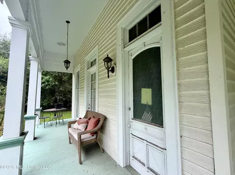 Exterior - 3807 Dantzler St, Moss Point, MS 39563 photo 5 of 13