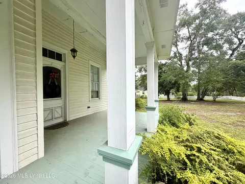 Exterior - 3807 Dantzler St, Moss Point, MS 39563 photo 4 of 13