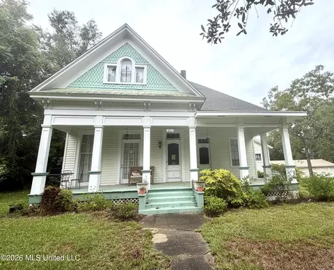 Exterior - 3807 Dantzler St, Moss Point, MS 39563 photo 6 of 13