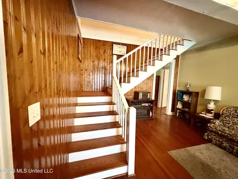 Entry Way - 3807 Dantzler St, Moss Point, MS 39563 photo 6 of 9