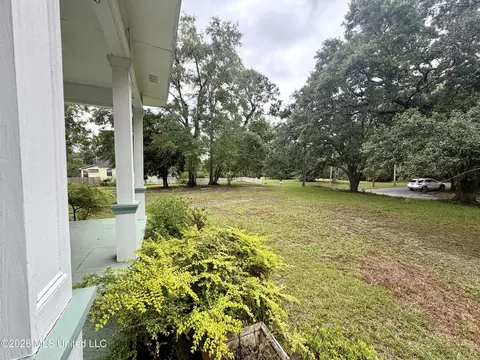 Exterior - 3807 Dantzler St, Moss Point, MS 39563 photo 7 of 13