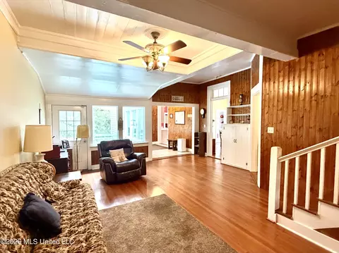 Living - 3807 Dantzler St, Moss Point, MS 39563 photo 4 of 4