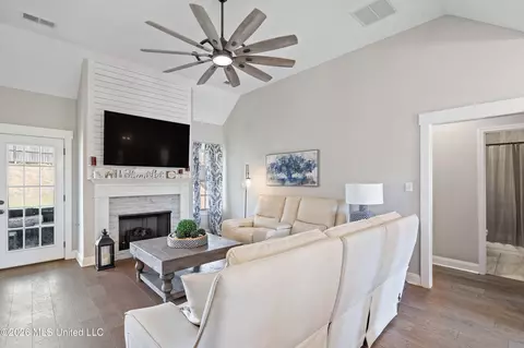 Other - 1218 Perry Place Dr, Hernando, MS 38632 photo 1 of 6