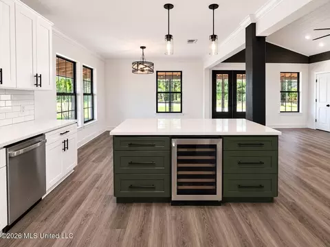 Kitchen - 143 Pre Eddy Rd, Lucedale, MS 39452 photo 2 of 8