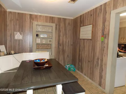 Dining - 1010 Main St, Wesson, MS 39191 photo 2 of 2