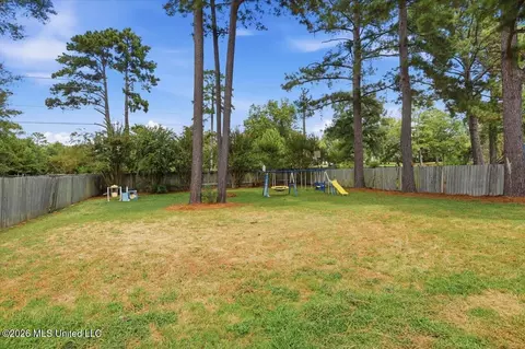 Exterior - 261 Cherry Bark Dr, Brandon, MS 39047 photo 7 of 7