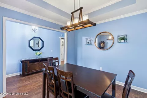 Dining - 261 Cherry Bark Dr, Brandon, MS 39047 photo 2 of 2